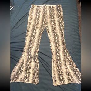 Lucky & Blessed snakeprint flares